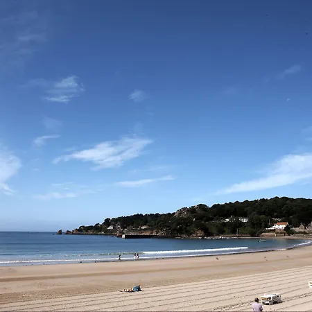 Golden Sands