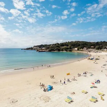 Szálloda Golden Sands 4*