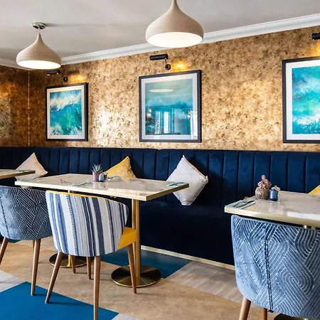 Golden Sands سات بريلاد