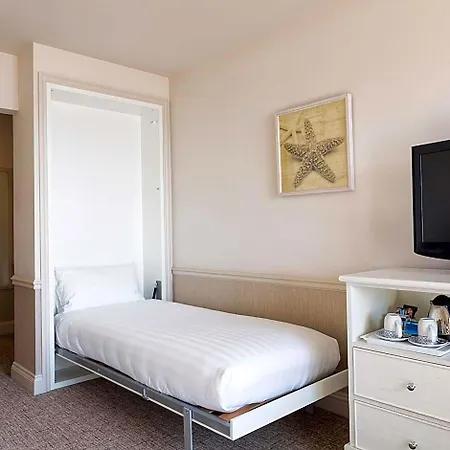 Golden Sands Otel