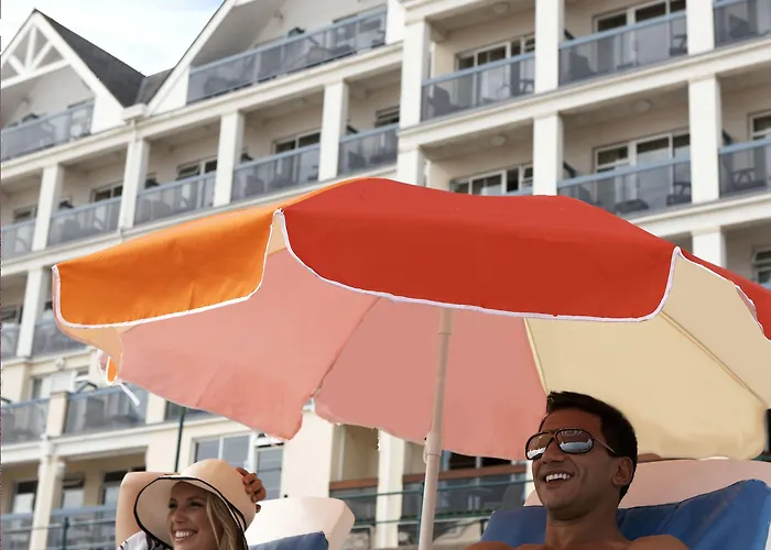 Otel Golden Sands 4*