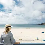 Golden Sands فندق