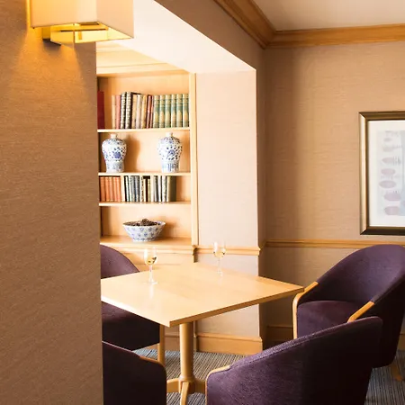 Golden Sands Hotel