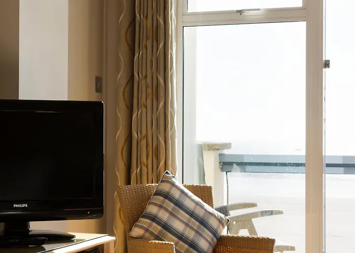 Golden Sands 4* St. Brelade