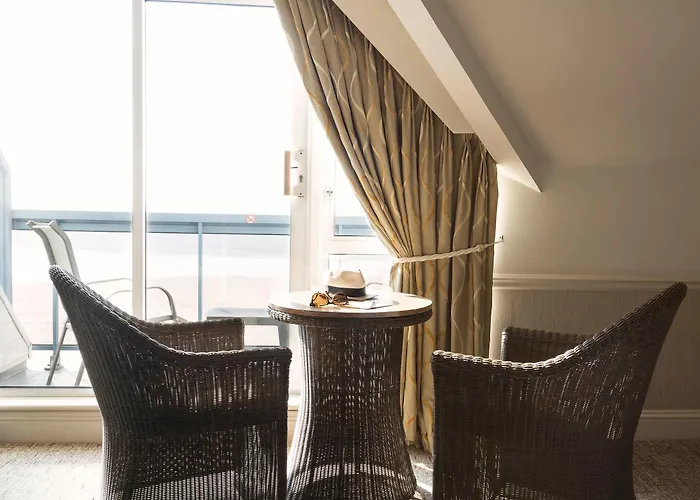 Hotel Golden Sands 4*